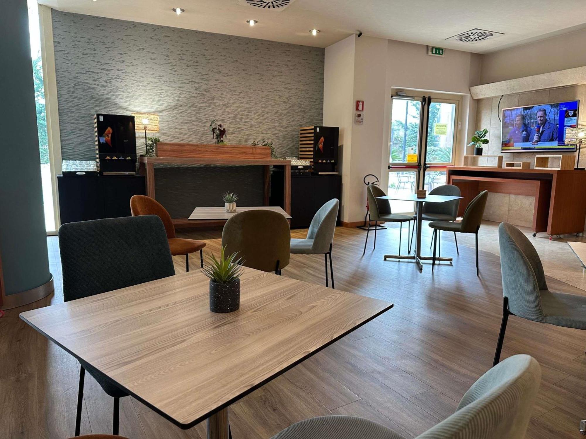 Novotel Est Hotel Rome
