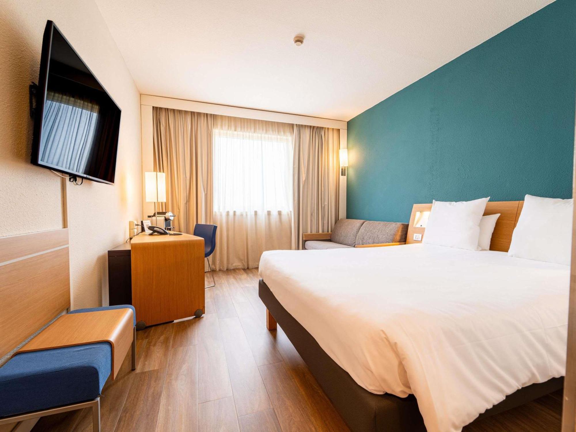 Novotel Est 4* Rome